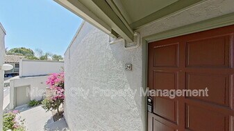 29 Dearborn Pl in Goleta, CA - Building Photo