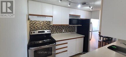1105-1105 Jalna Blvd in London, ON - Building Photo - Building Photo