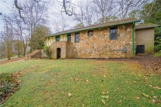 1865 Oak Grove Rd NE in Atlanta, GA - Building Photo - Building Photo