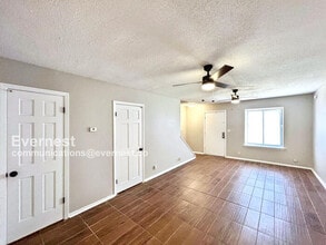 6563 Poplar Woods Cir S in Germantown, TN - Building Photo - Building Photo
