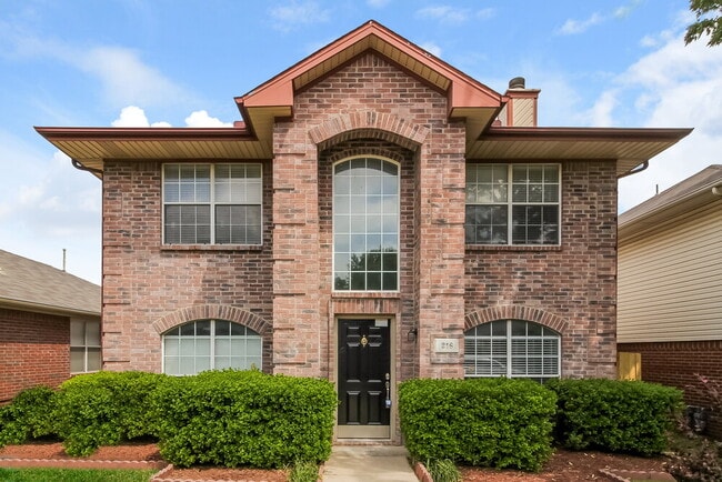 property at 216 High Pointe Ln
