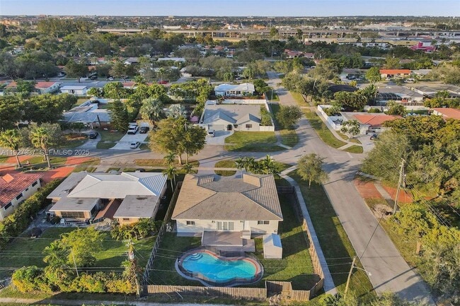 property at 1102 Meadowlark Ave