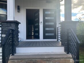 401 Ainsworth St-Unit -1 in Linden, NJ - Building Photo - Building Photo