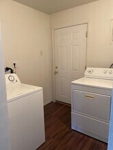 215 Globe St-Unit -Unit A in Flagstaff, AZ - Building Photo - Building Photo