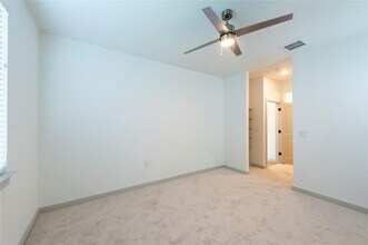 330 Ft Bnd Dr in Missouri City, TX - Building Photo - Building Photo