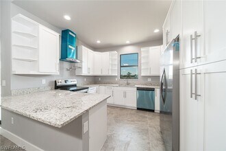 2458 NW 21st Terrace in Cape Coral, FL - Building Photo - Building Photo