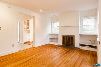 1718 Rugby Ave in Charlottesville, VA - Building Photo - Building Photo