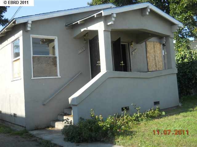 9225 Cherry St in Oakland, CA - Building Photo