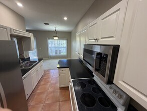 7970 Evelyn Ct in Cape Canaveral, FL - Building Photo - Building Photo