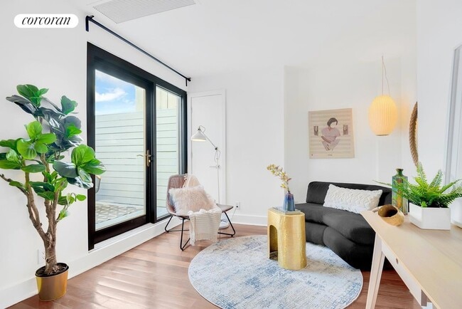 143-149 Huron St, Unit 6F in Brooklyn, NY - Building Photo - Building Photo