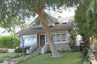 813 14th St in Santa Monica, CA - Building Photo - Building Photo