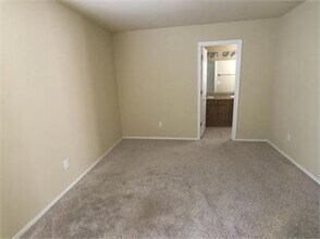 940 Meadowridge Dr in Centerton, AR - Building Photo - Building Photo