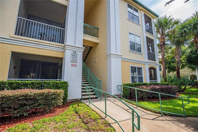 8913 Legacy Ct