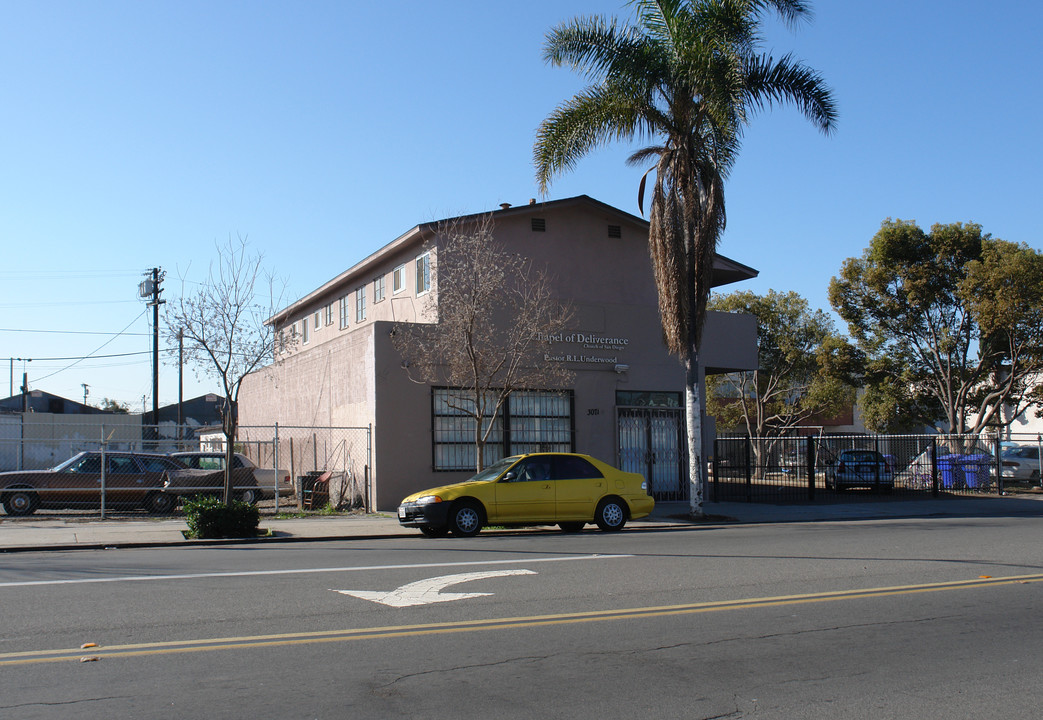 3071-3079 Imperial Ave in San Diego, CA - Building Photo