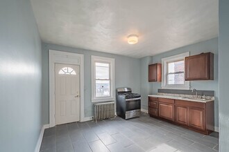 2118 Bedford Ave in Pittsburgh, PA - Building Photo - Building Photo