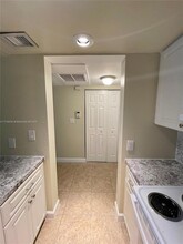 8120 Geneva Ct, Unit 155 in Doral, FL - Building Photo - Building Photo