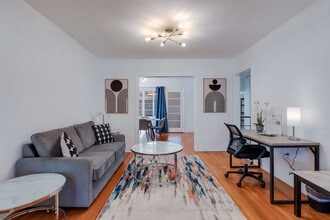 820 SW 26th Rd in Miami, FL - Building Photo - Building Photo