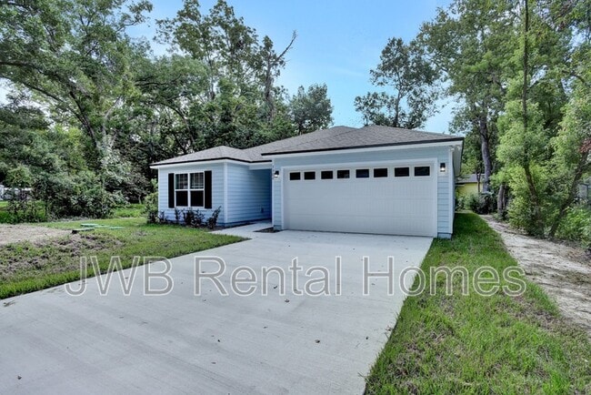 property at 2362 Brooklyn Rd
