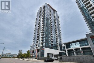 55 Eglinton Ave W in Mississauga, ON - Building Photo