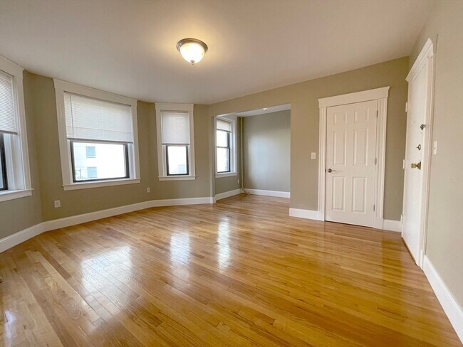 660 Huntington Ave
