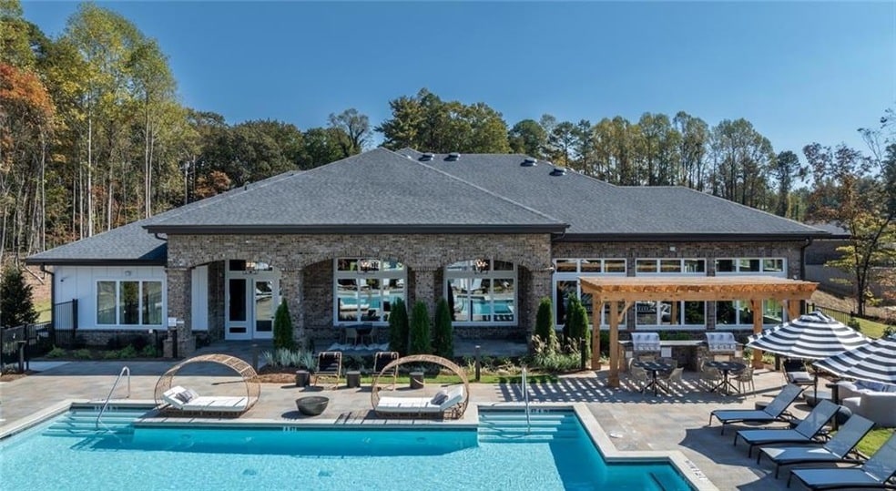 900 Mountaintop Ave in Gainesville, GA - Building Photo
