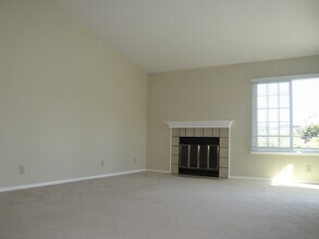 515 Canyon Oaks Dr in Oakland, CA - Building Photo - Building Photo