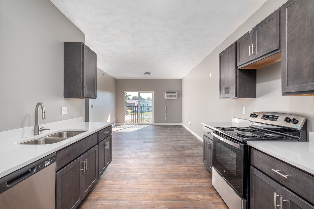 Brolex Living at Plank Road in North Syracuse, NY - Foto de edificio