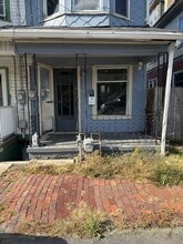 1309 W Spruce St in Coal Township, PA - Building Photo - Building Photo