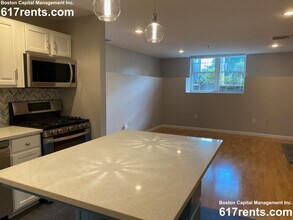 2277 Massachusetts Ave, Unit 1 in Cambridge, MA - Building Photo - Building Photo
