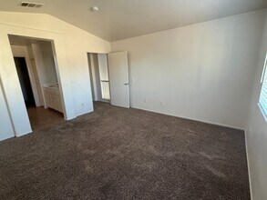 15251 Sunbeam Ct in Victorville, CA - Building Photo - Building Photo