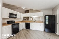 13323 Oak Ledge Dr photo'