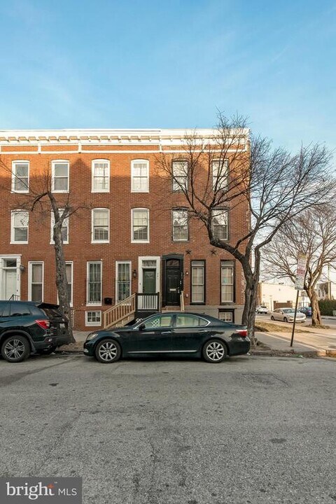 343 Scott St in Baltimore, MD - Building Photo