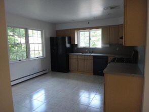 53 Prince St, Unit 2 FL in Hastings On Hudson, NY - Building Photo - Building Photo