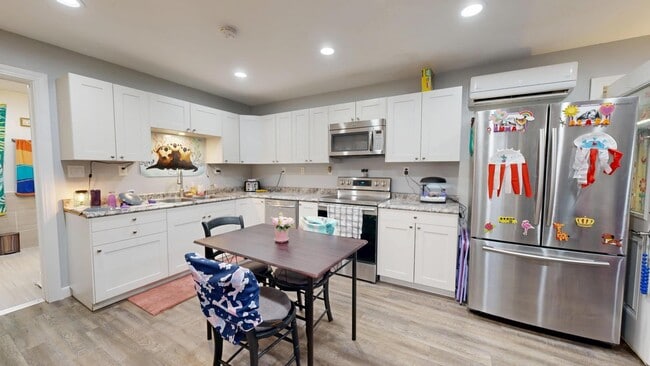 property at 1410 Gillette St