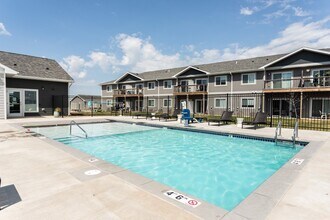 Sawyer Pointe in Harrisburg, SD - Building Photo - Building Photo