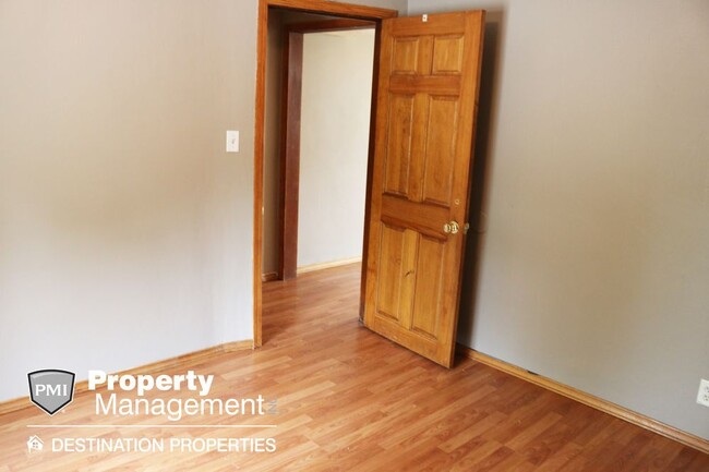 9408 East 23rd St S-Unit -1W in Independence, MO - Building Photo - Building Photo