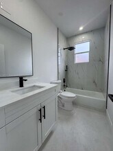 2425 SW 6th St in Miami, FL - Building Photo - Building Photo