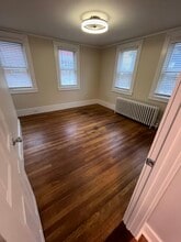 450 Islington St, Unit West End in Portsmouth, NH - Building Photo - Building Photo