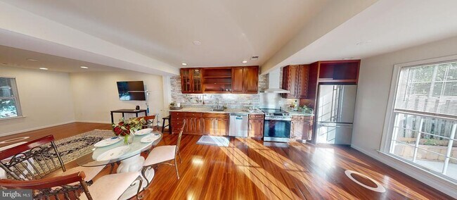 20430 Herring Pond Terrace in Sterling, VA - Building Photo - Building Photo