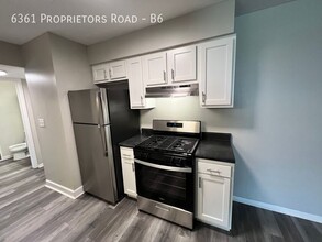 6361 Proprietors Rd in Worthington, OH - Building Photo - Building Photo