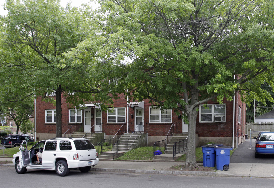 30-34 Pardee St in New Haven, CT - Building Photo