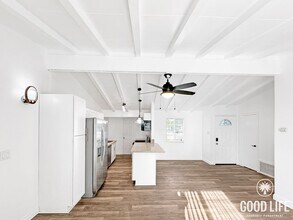 940 N Fern St in Anaheim, CA - Building Photo - Building Photo