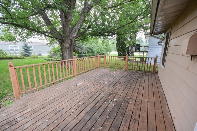 3960 Willow Heights Dr SW in Rochester, MN - Foto de edificio - Building Photo