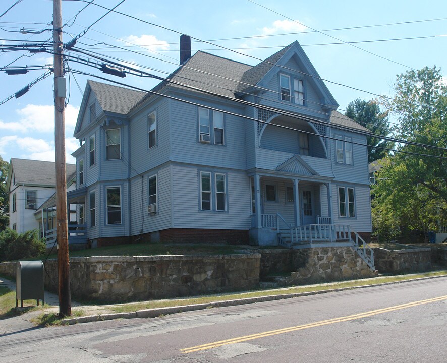 46-48 Sparhawk St in Amesbury, MA - Building Photo