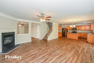 10827 Glenluce Ave in Charlotte, NC - Building Photo - Building Photo