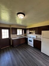 7028 E Heritage Dr in Pierceton, IN - Building Photo - Building Photo