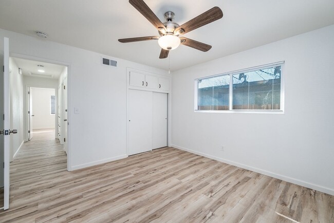 1626 Goldenwood Dr in Modesto, CA - Building Photo - Building Photo