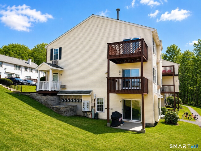 property at 143 Spyglass Ct