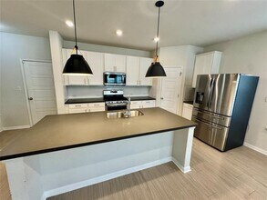 162 Diamond Point Dr in Dripping Springs, TX - Building Photo - Building Photo