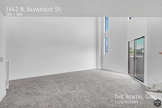 1842 N Alvarado St in Los Angeles, CA - Building Photo - Building Photo